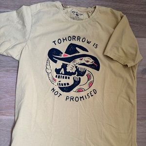 Iron and Resin T-shirt - Size M